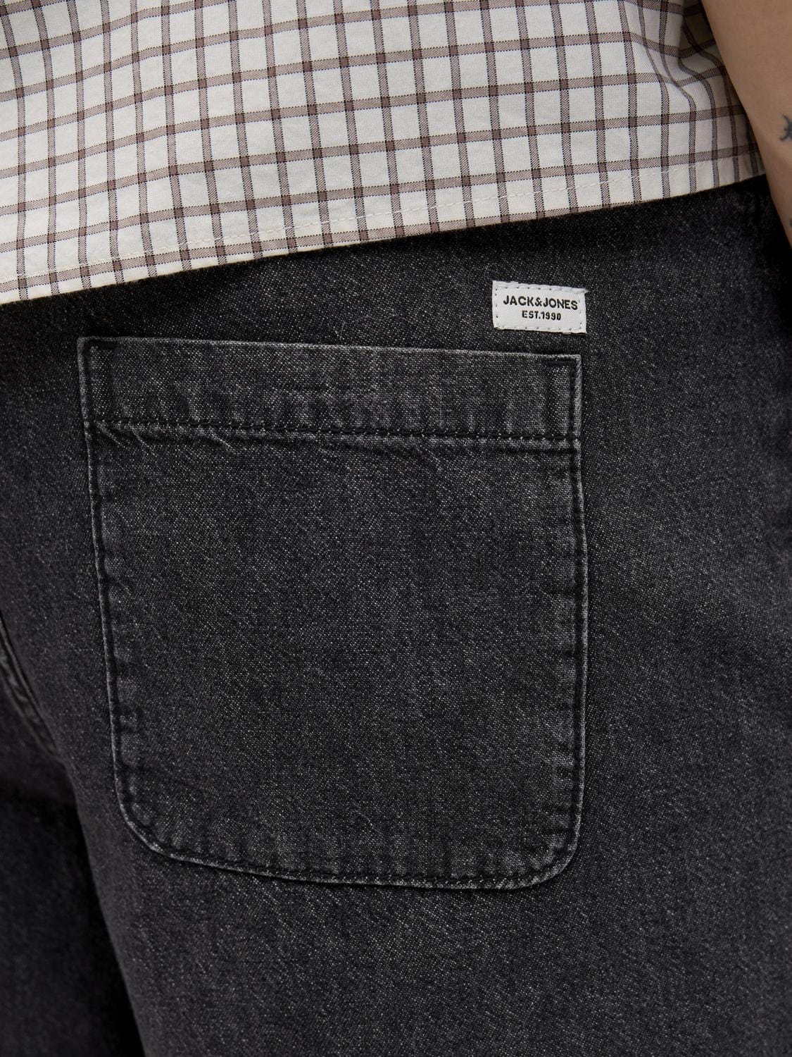 model_shot-detail