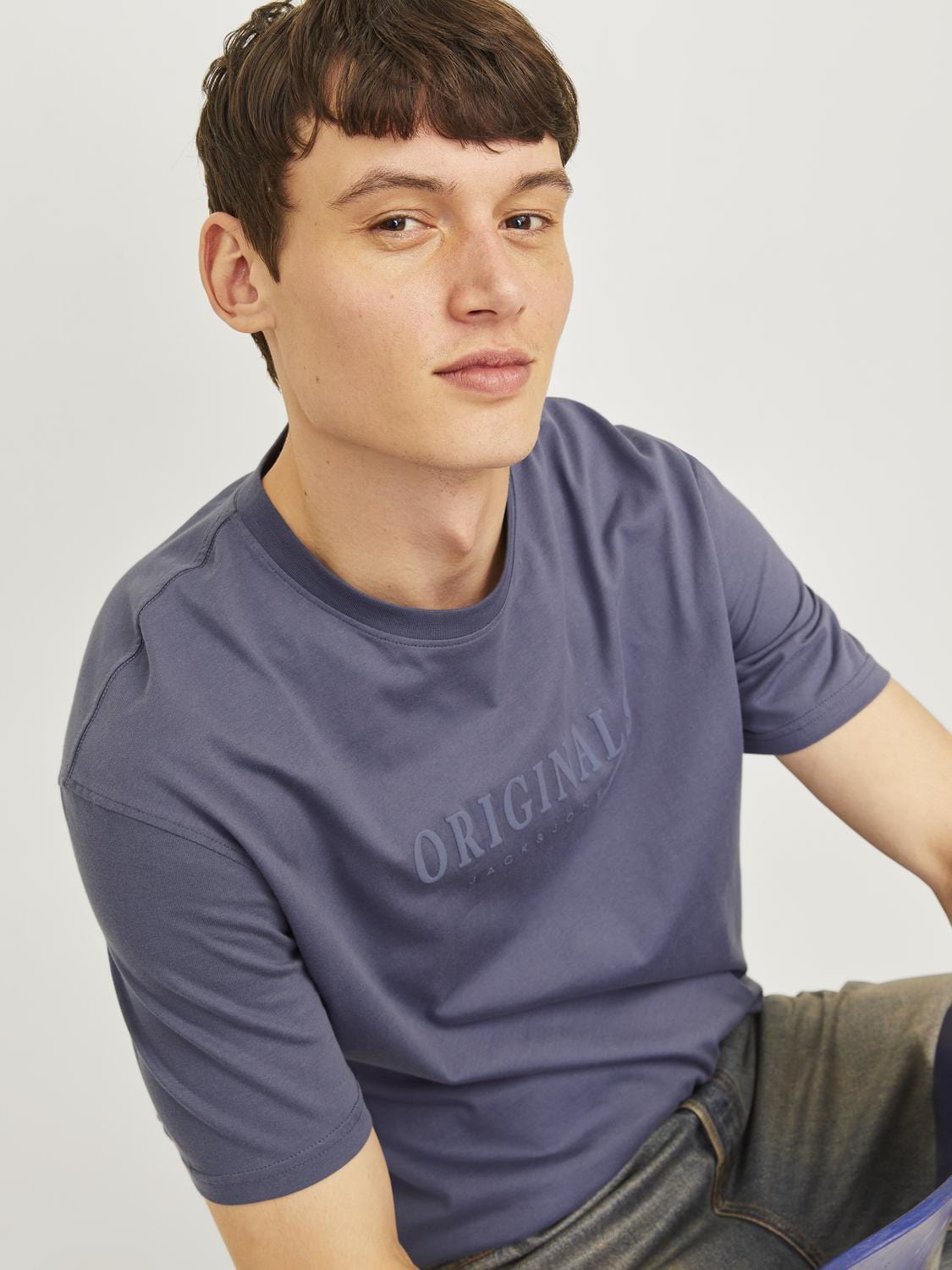 Camiseta básica texto engomado morada - JORFREDERIKSBERG TEE SS CREW NECK NOOS