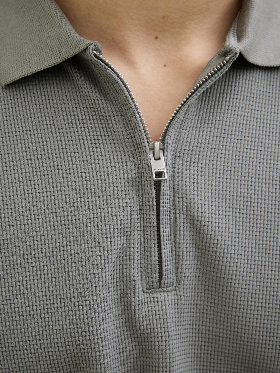 model_shot-detail