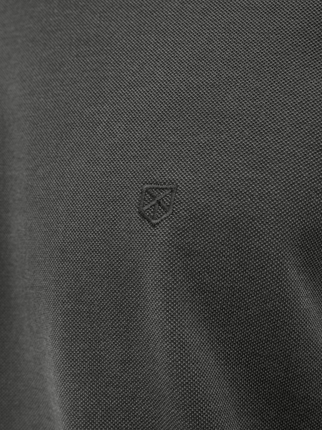 model_shot-detail