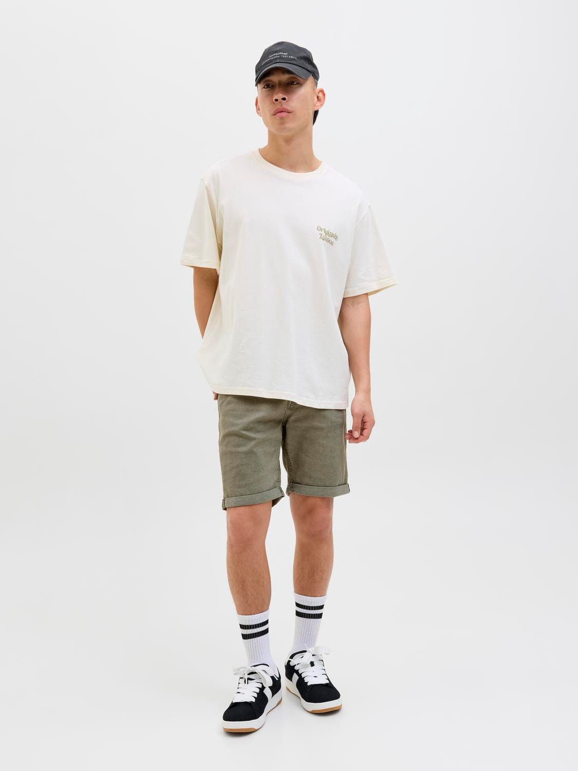 model_shot-front_full