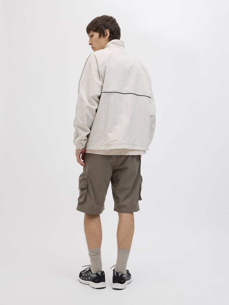 Bermuda cargo marrón - JPSTCOLE HART TECH CARGO SHORTS MID