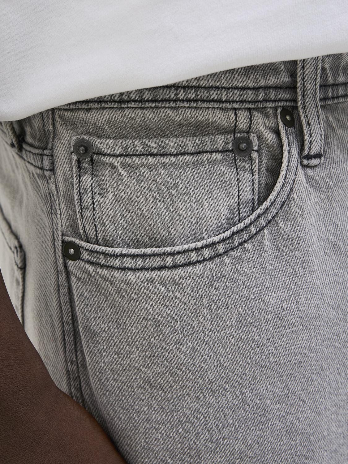 model_shot-detail