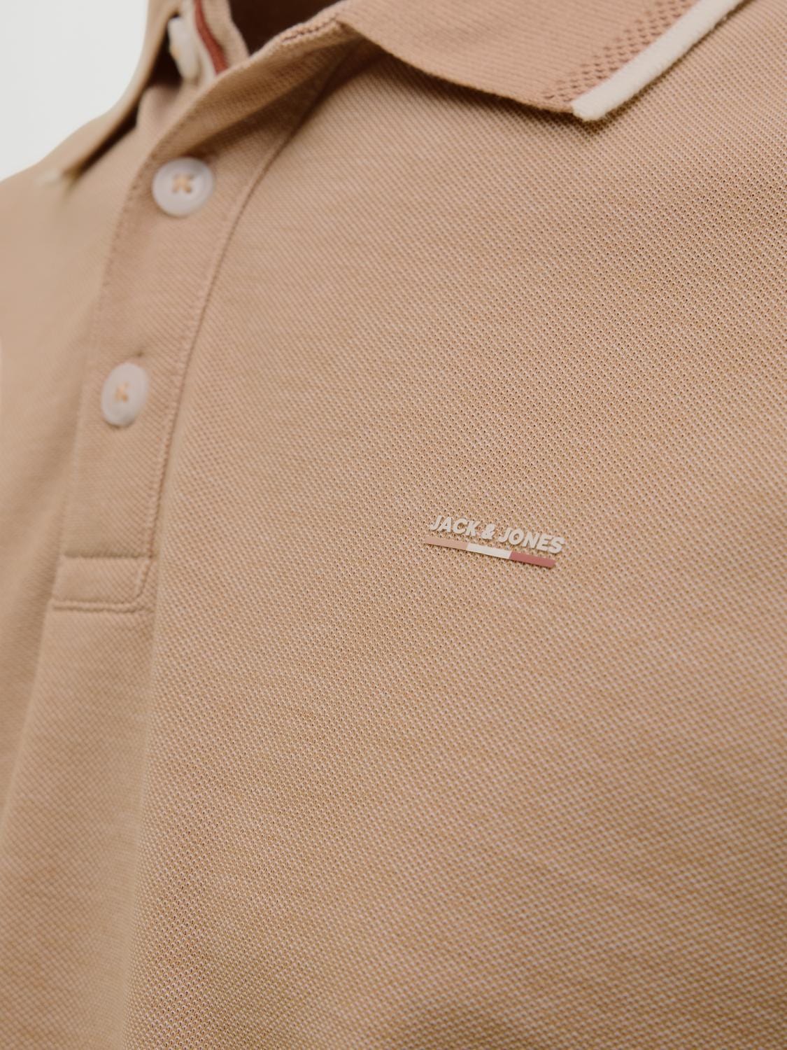 model_shot-detail