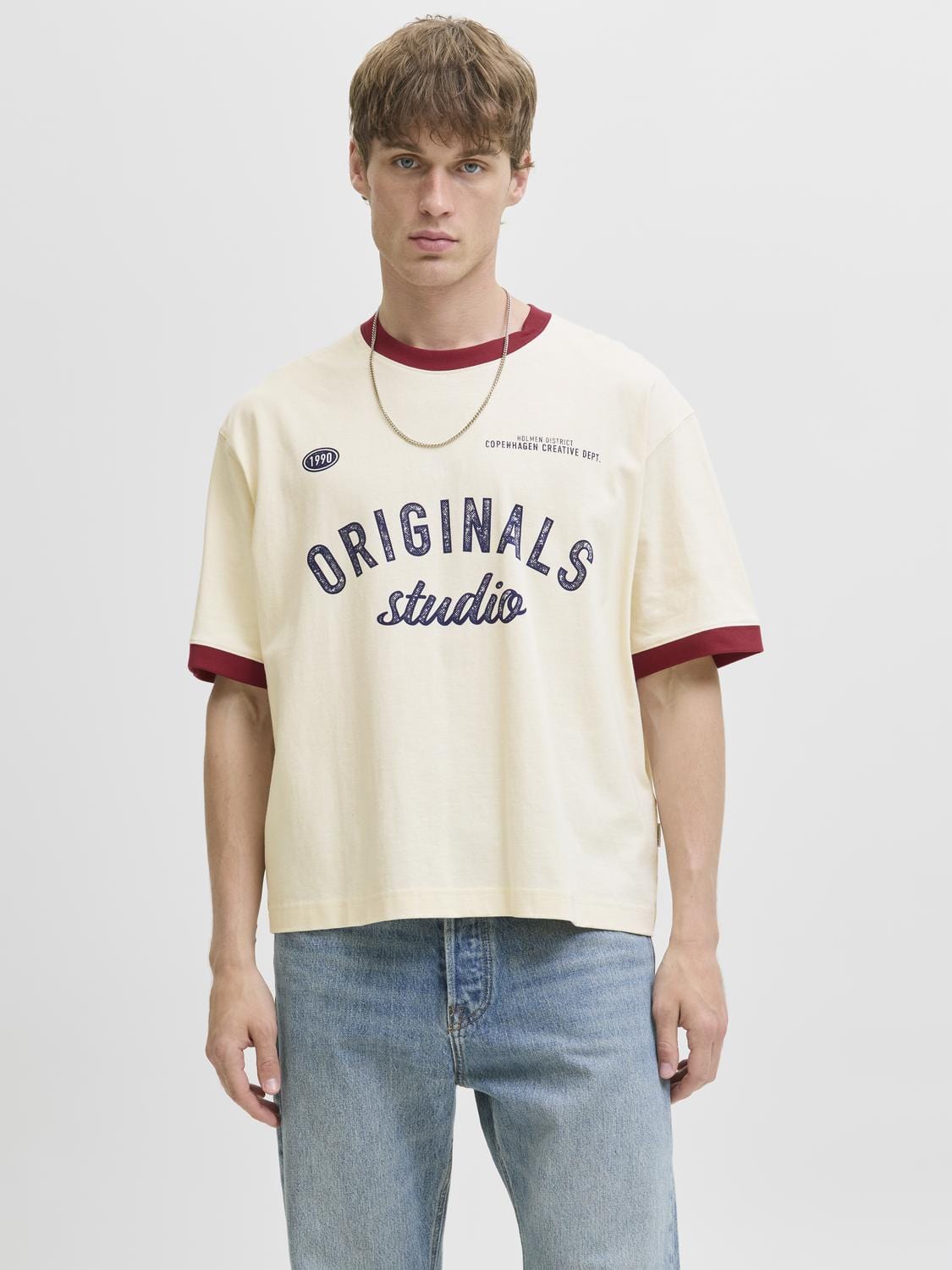 model_shot-front