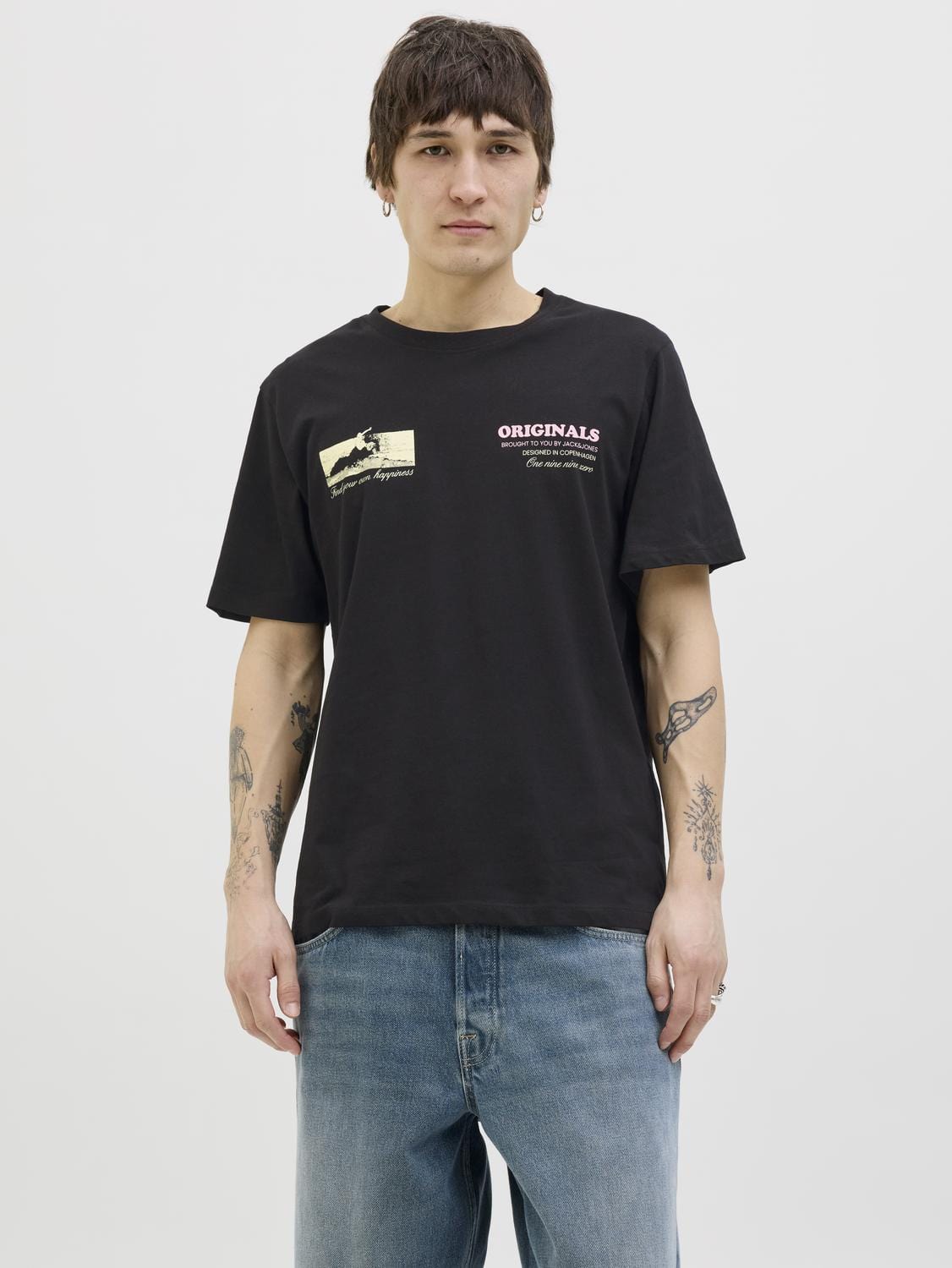 model_shot-front