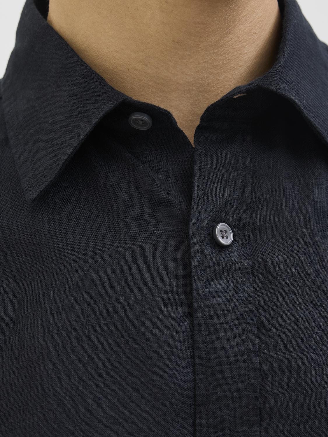 model_shot-detail