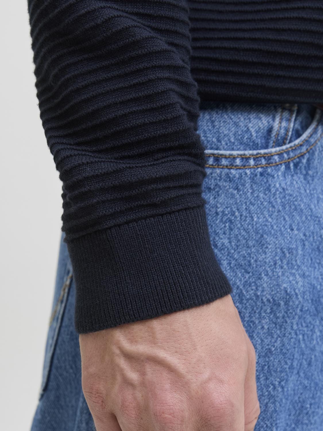model_shot-detail