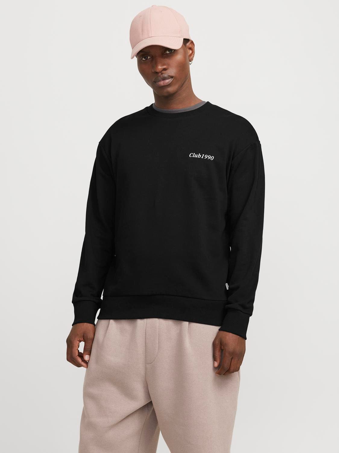 model_shot-front
