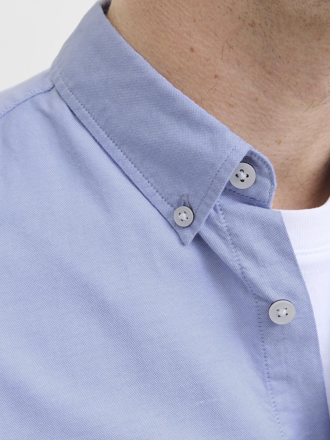 model_shot-detail