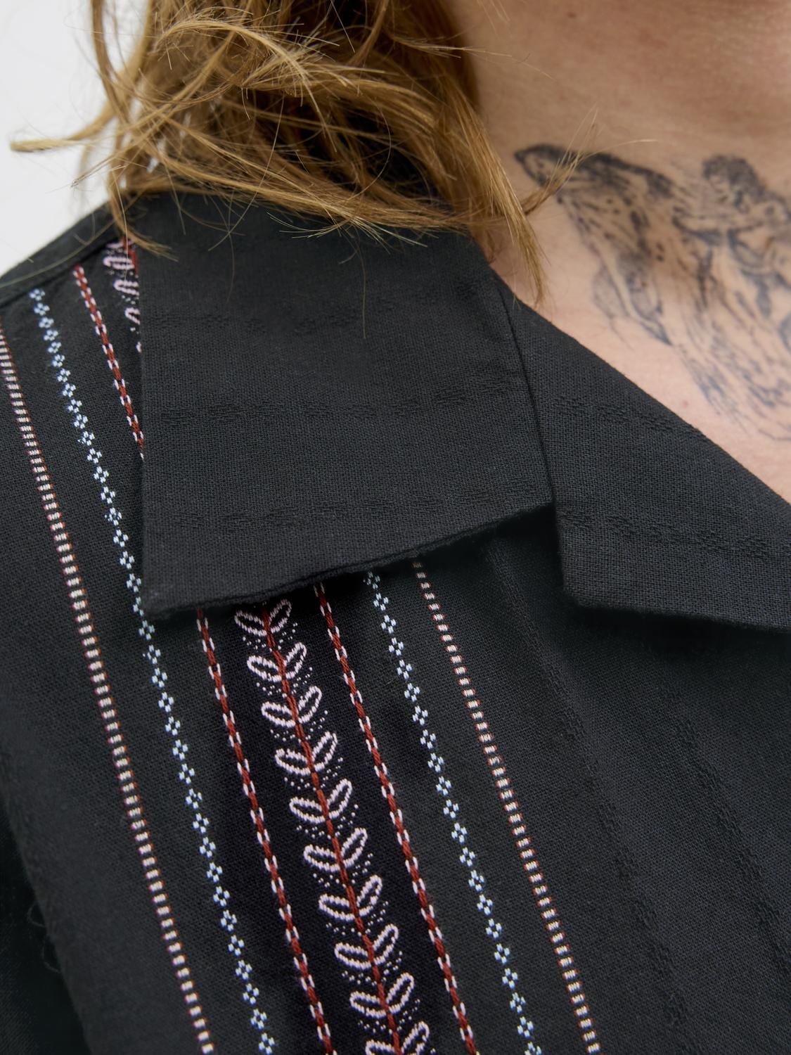 model_shot-detail