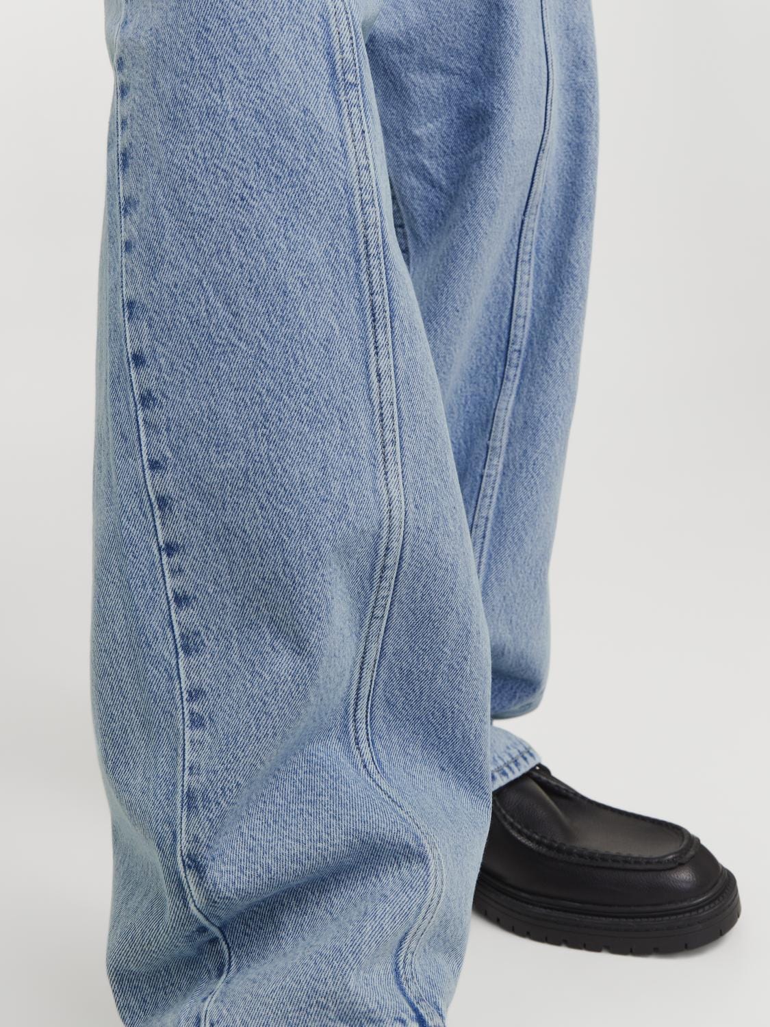 model_shot-detail