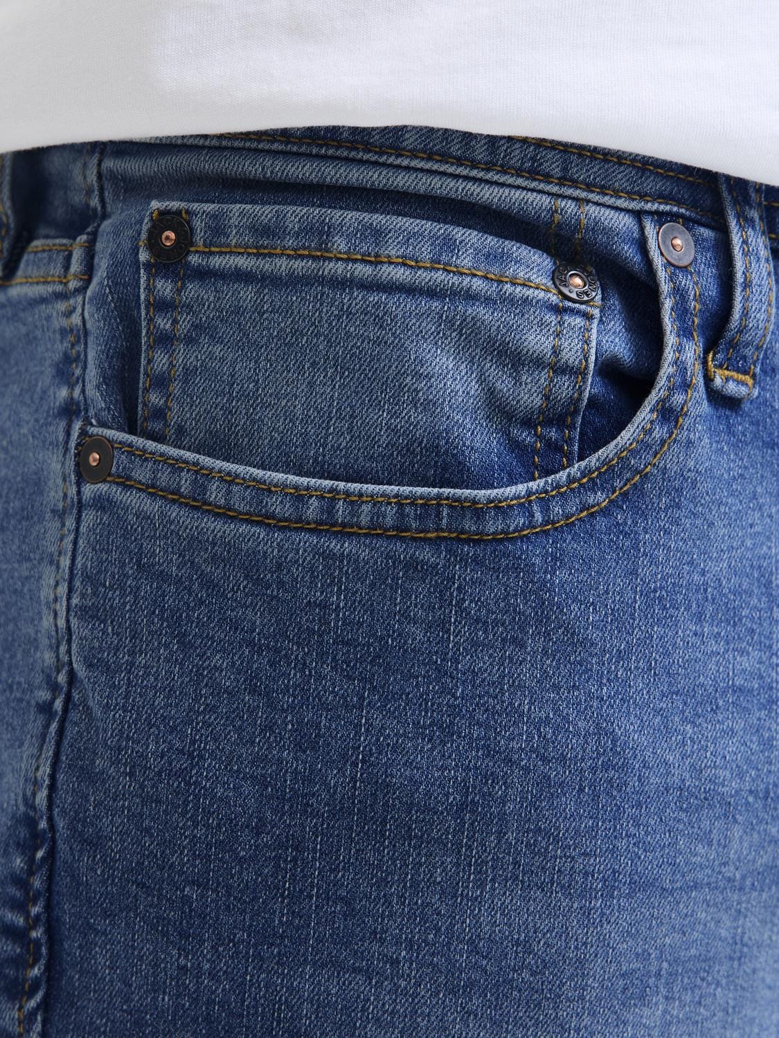 model_shot-detail
