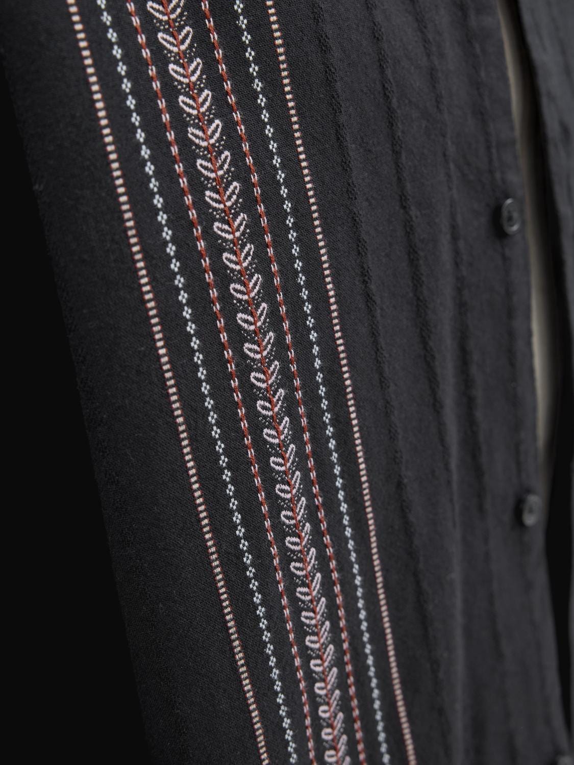 model_shot-detail
