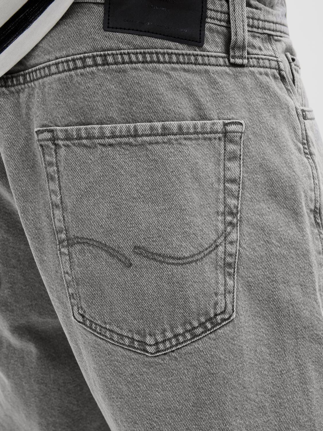 model_shot-detail