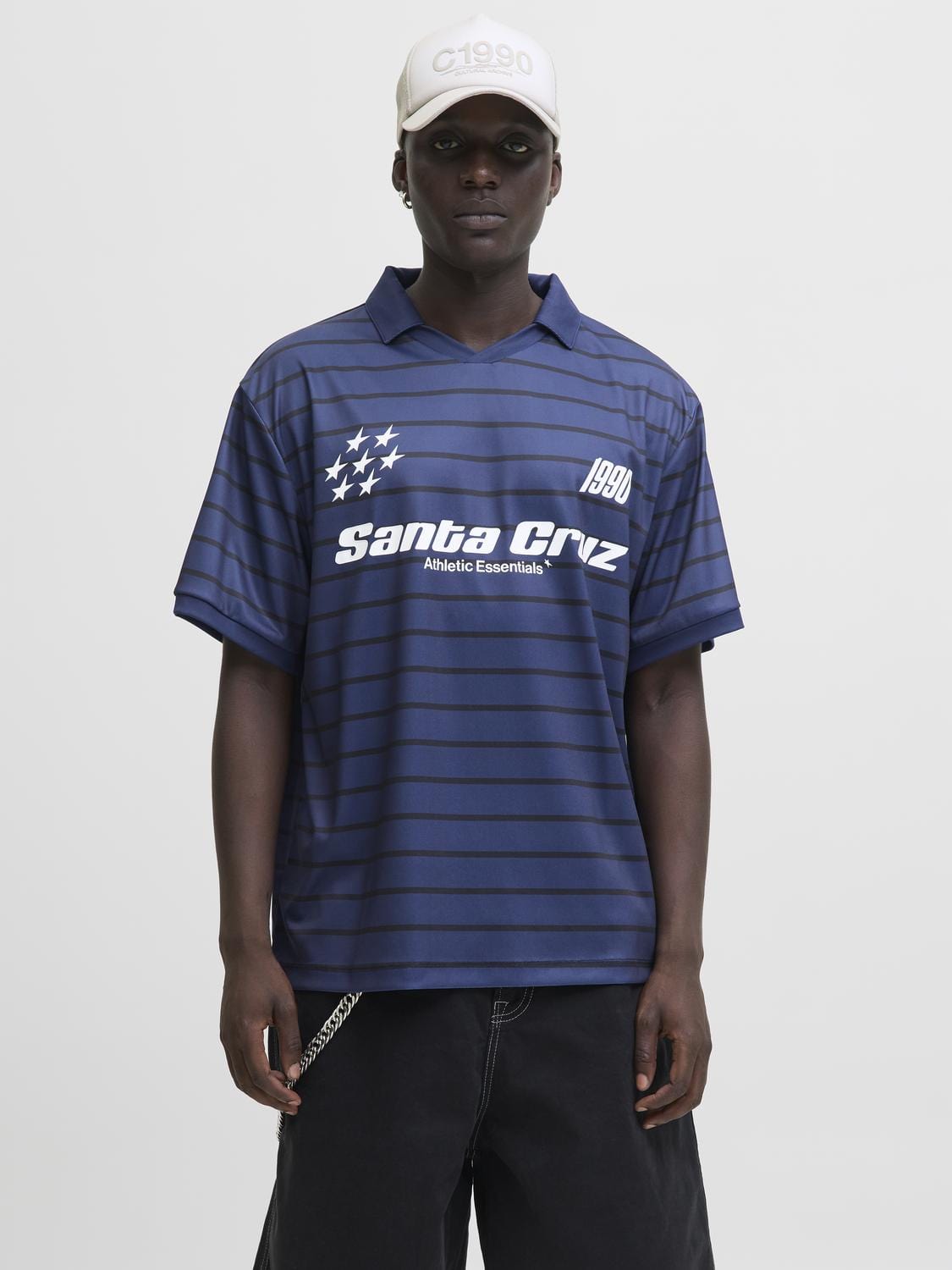 model_shot-front