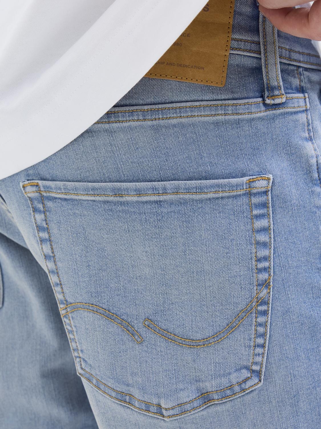 model_shot-detail