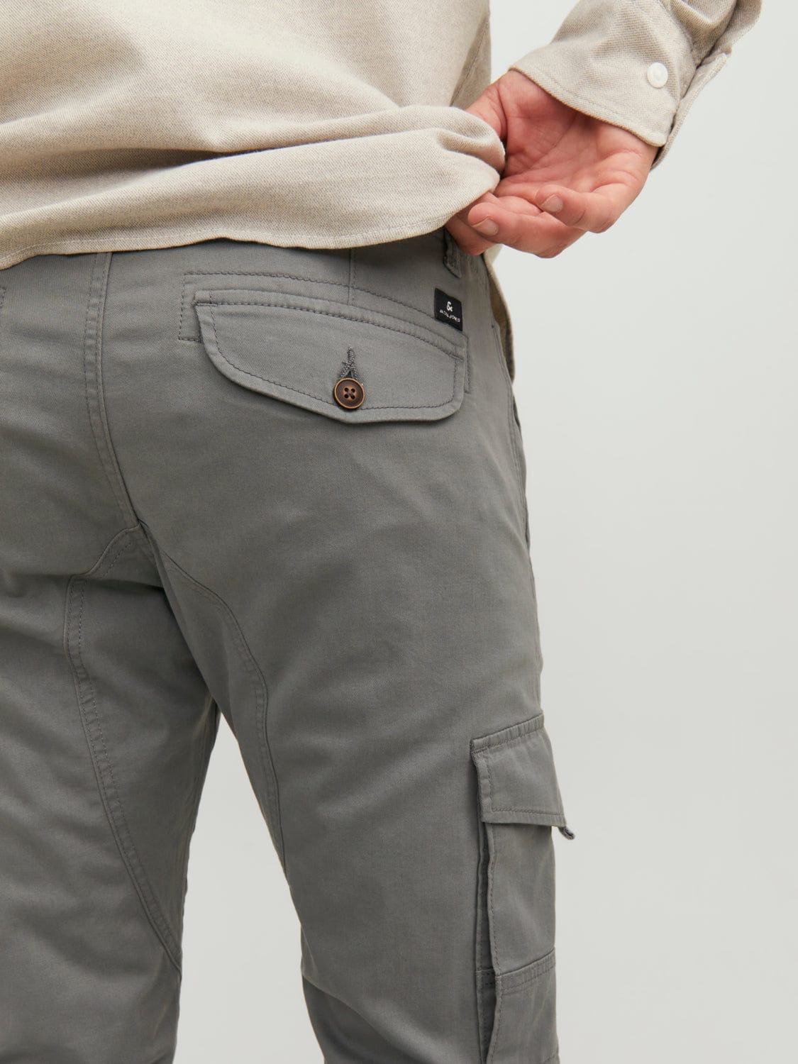 Pantalón Cargo Gris - JPSTPAUL JJFLAKE CARGO NOOS