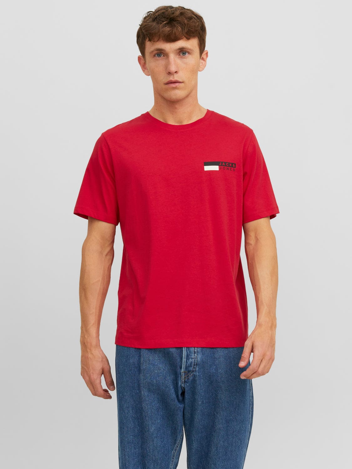 Camiseta con logo roja  -  JJECORP LOGO TEE PLAY SS O-NECK NOOS