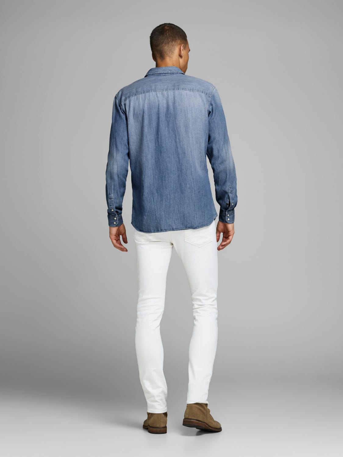 Camisa vaquera con bolsillos -SHERIDAN