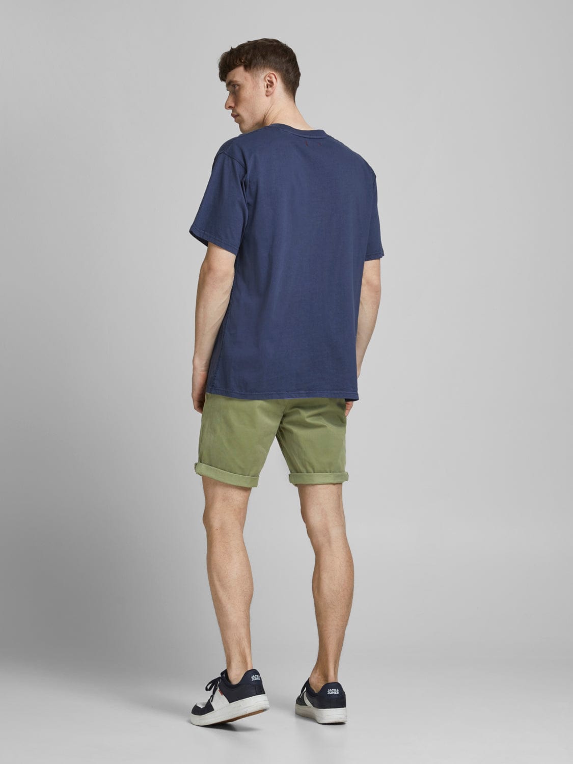 Pantalón corto chino verde-JJIBOWIE