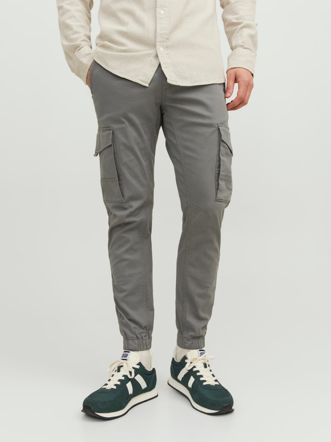Pantalón Cargo Gris - JPSTPAUL JJFLAKE CARGO NOOS