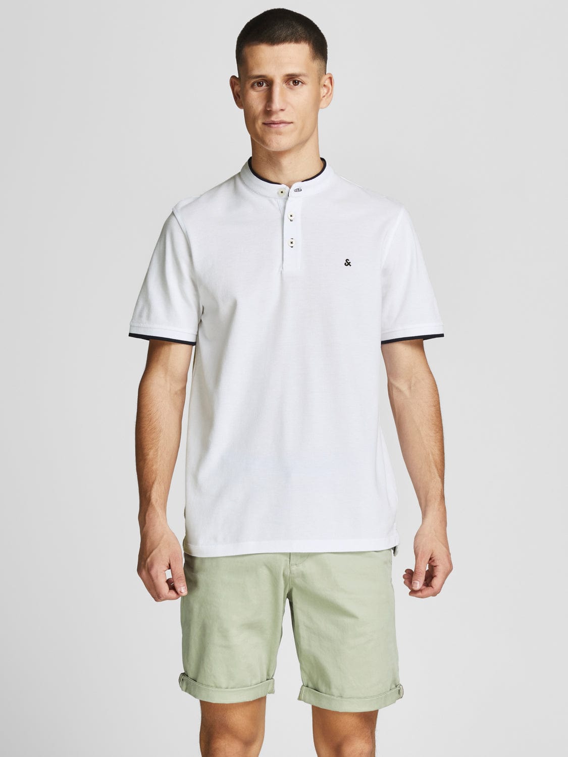 Polo básico de cuello mao blanco JJEPAULOS MAO POLO SS NOOS
