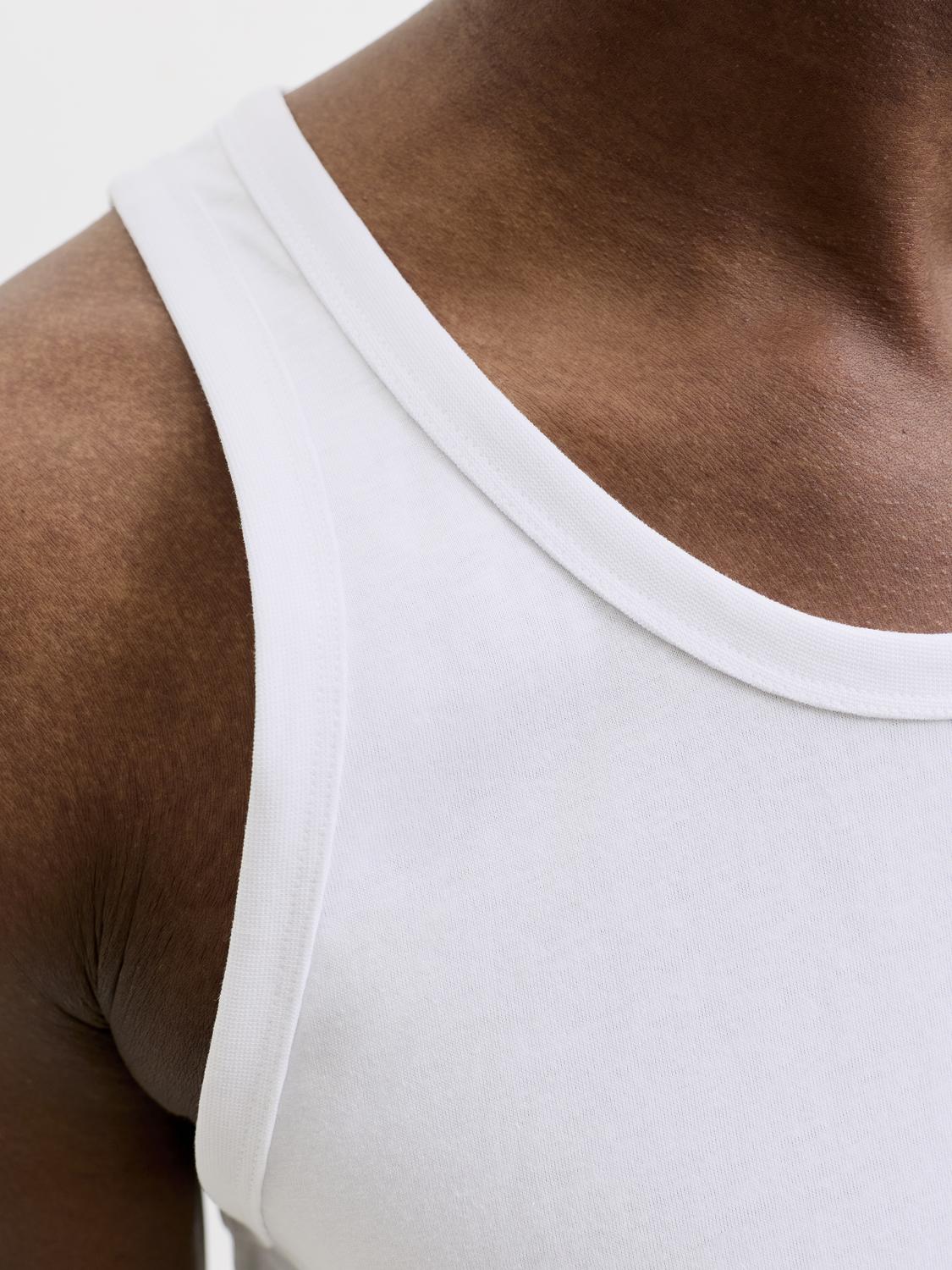 model_shot-detail
