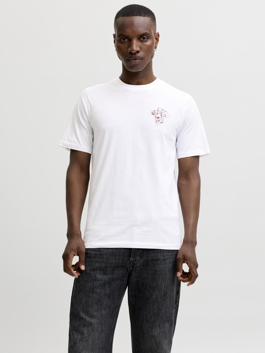 model_shot-front