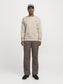 model_shot-front_full