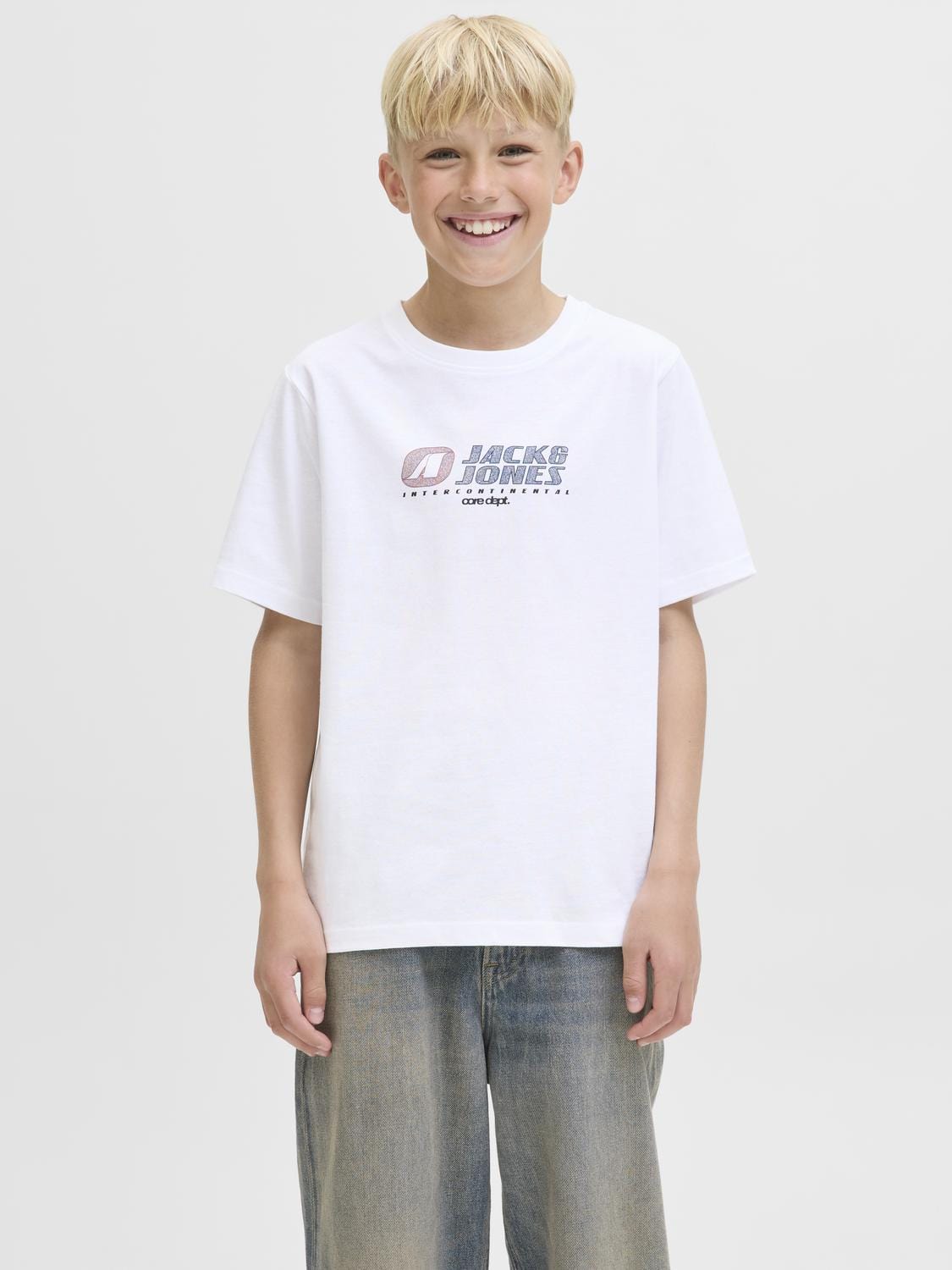 model_shot-front