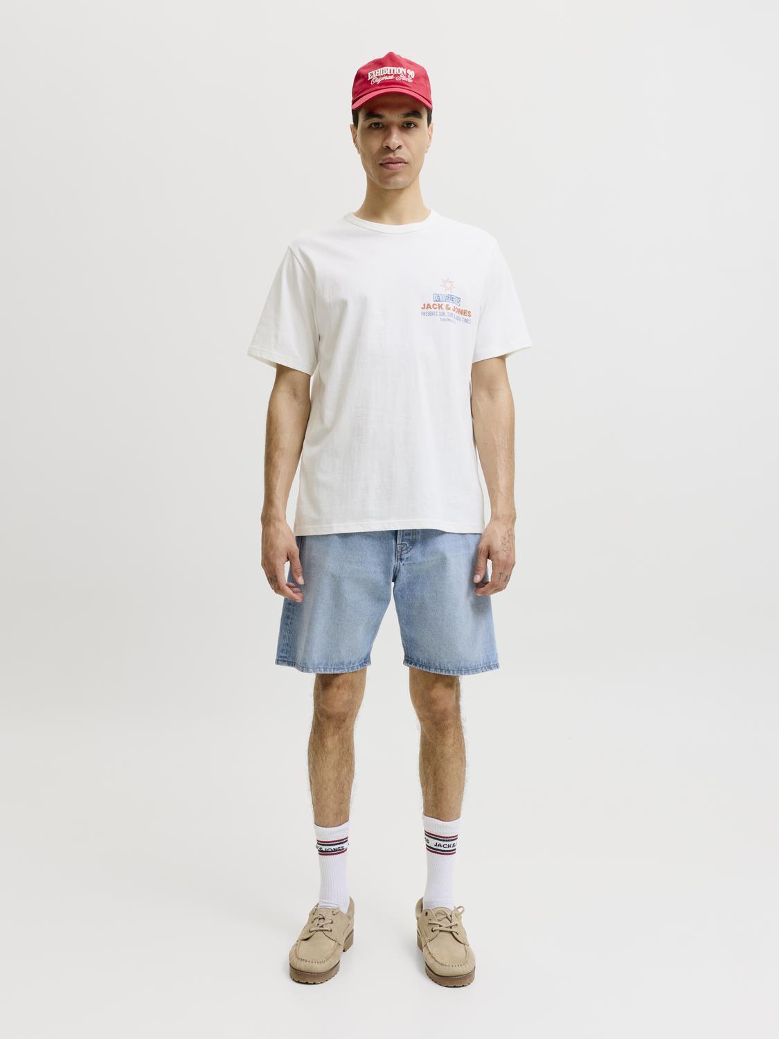 model_shot-front_full