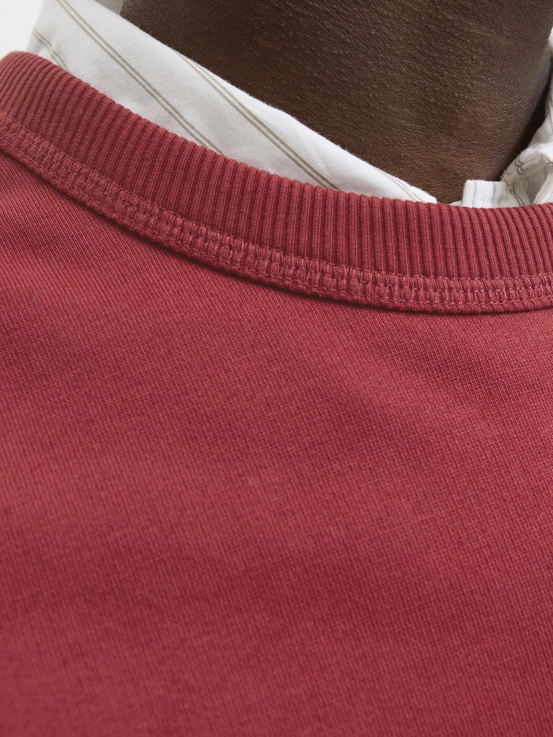 model_shot-detail