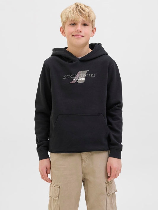 model_shot-front