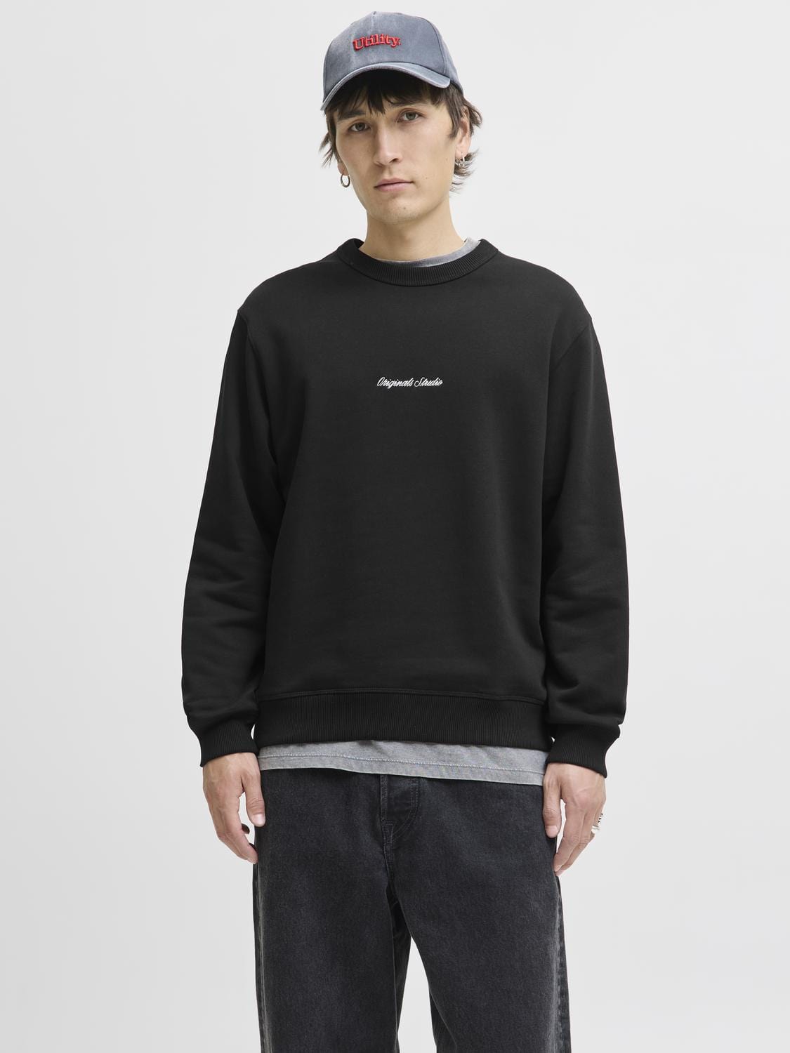 model_shot-front