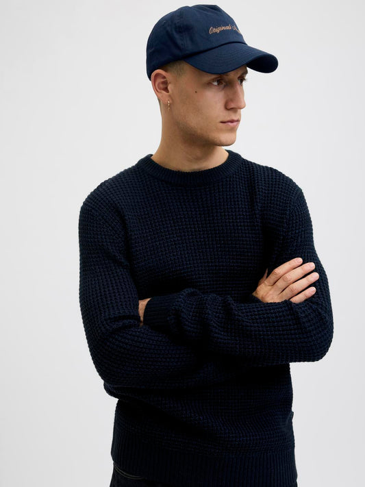 model_shot-front