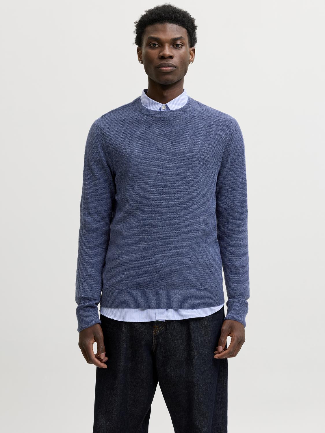 model_shot-front