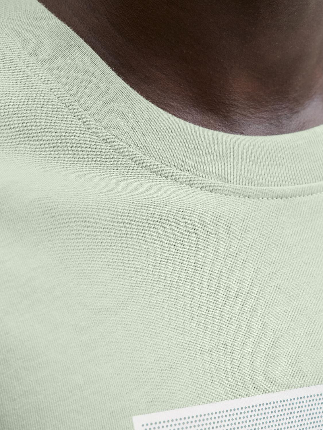 model_shot-detail