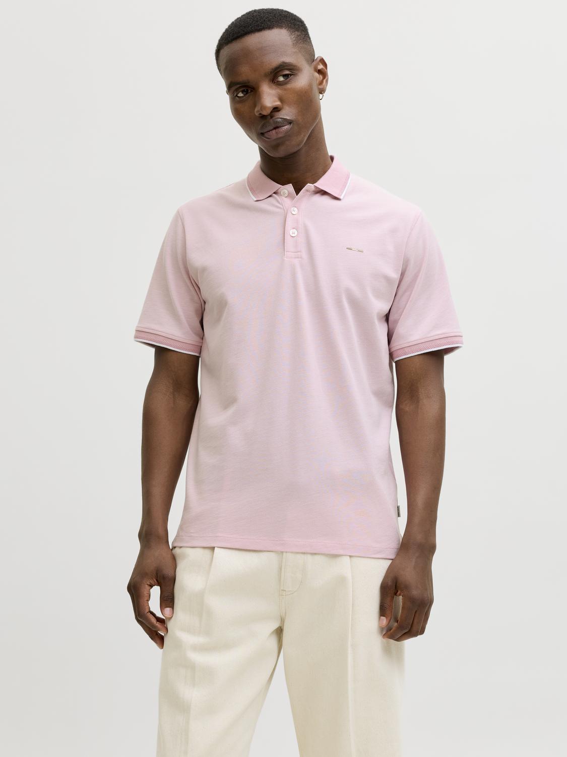 model_shot-front