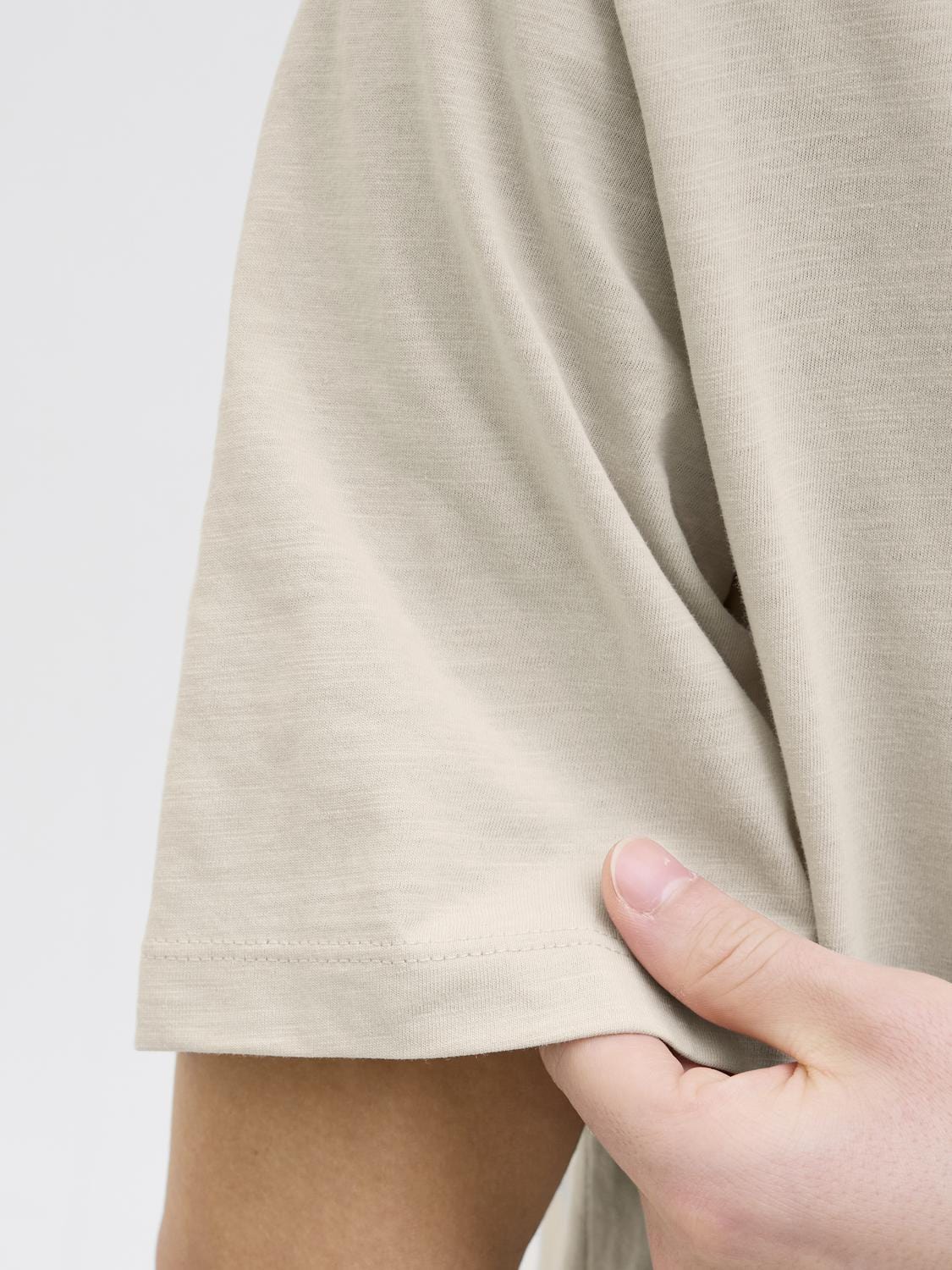 model_shot-detail