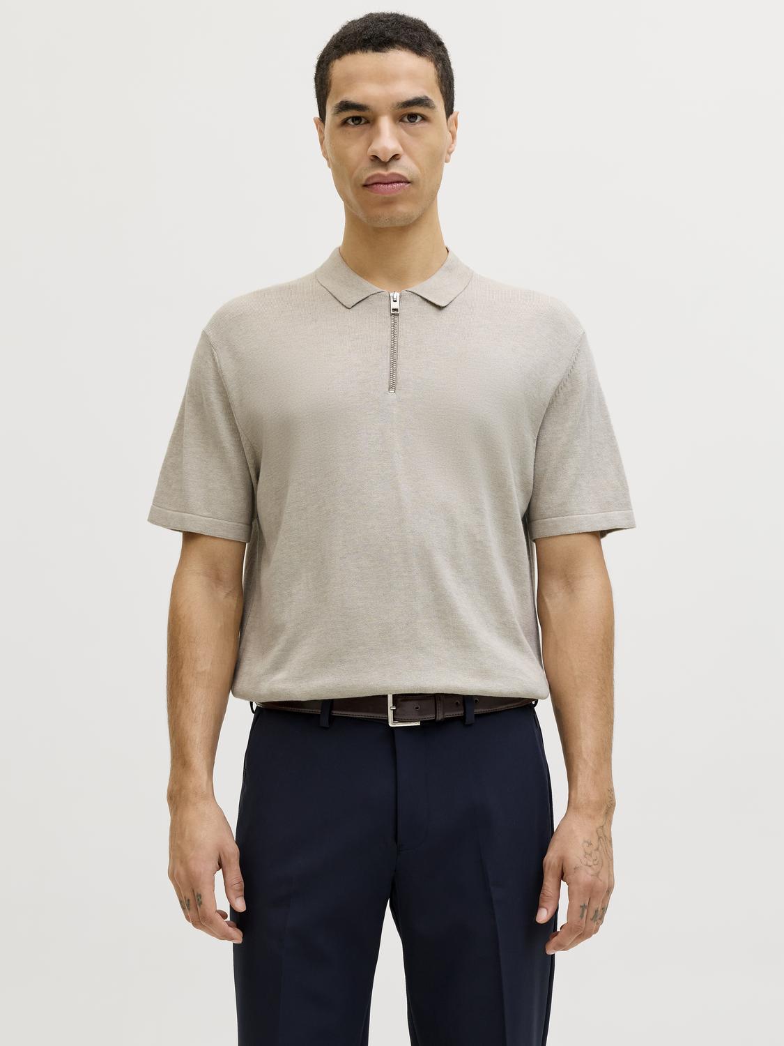 model_shot-front