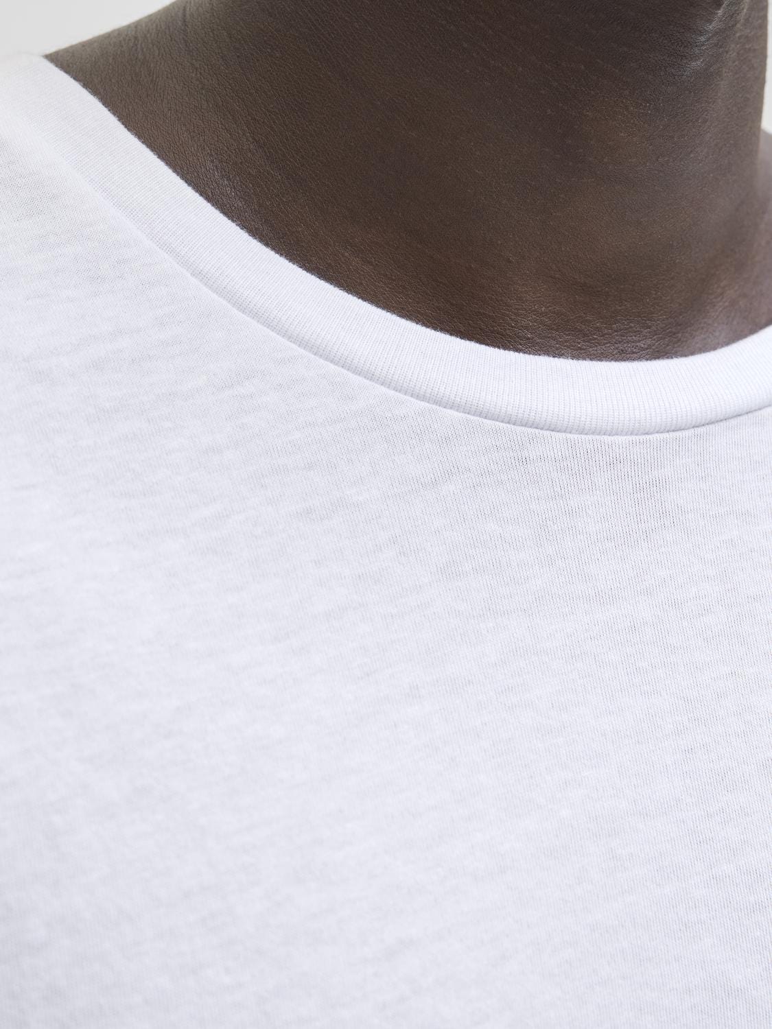 model_shot-detail
