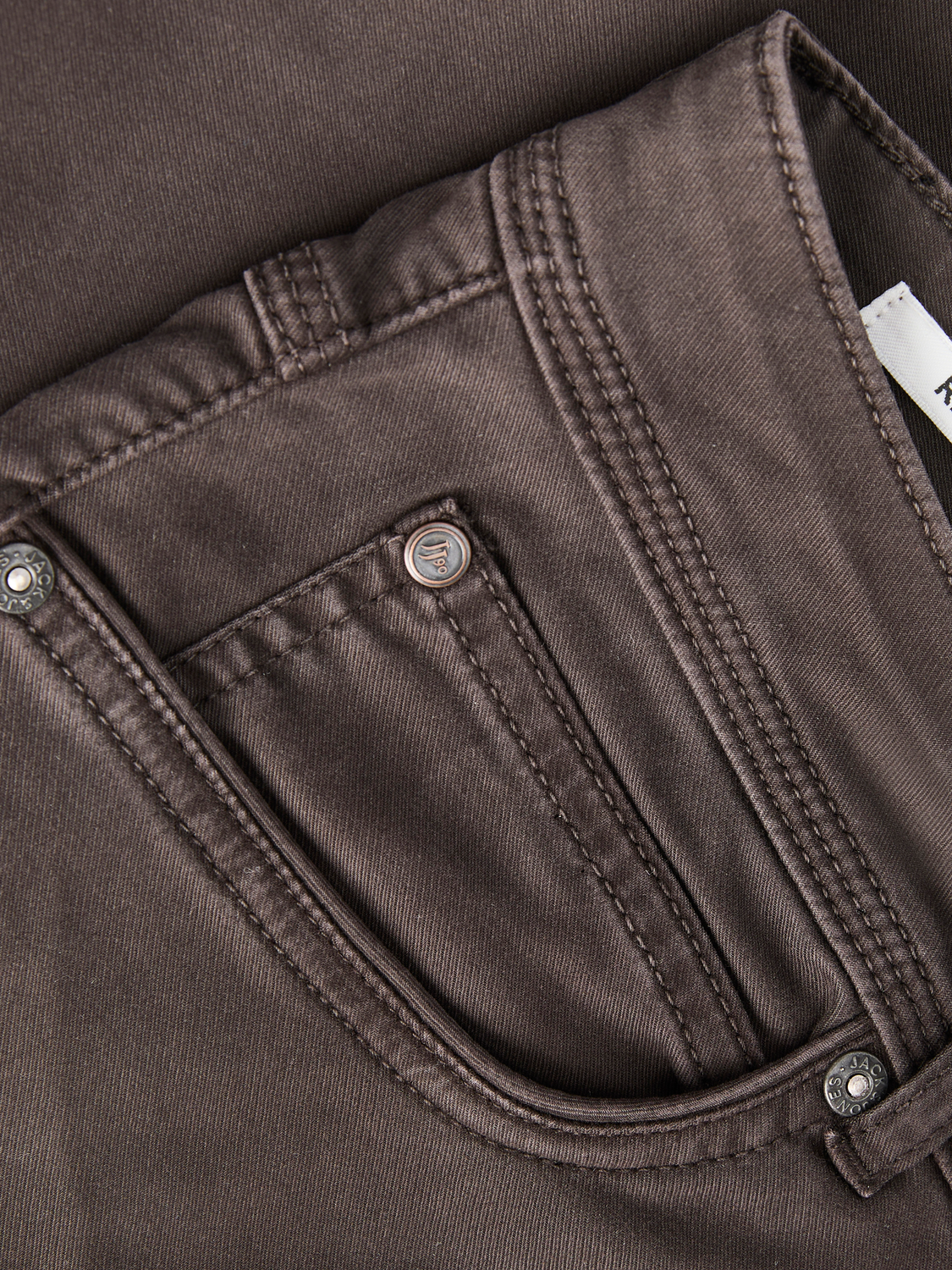model_shot-detail