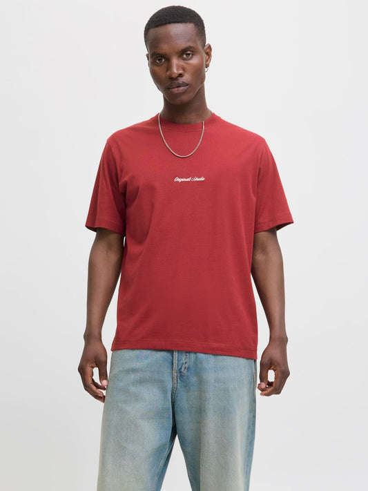 model_shot-front