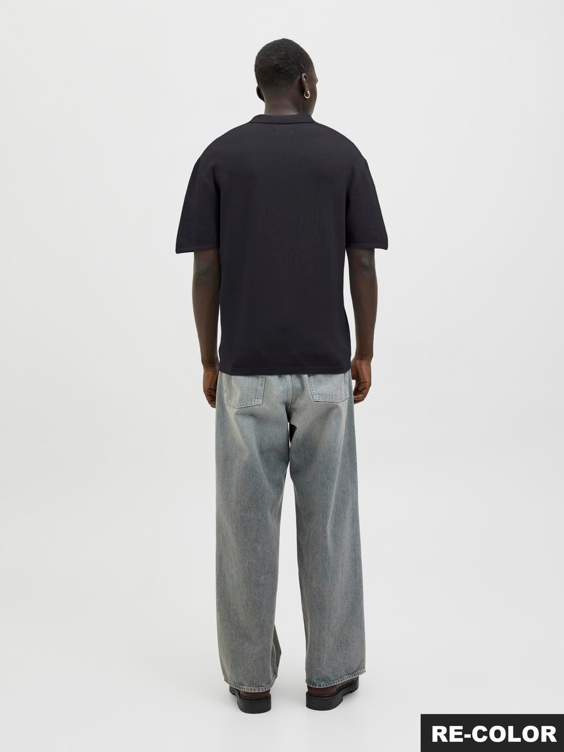 model_shot-back