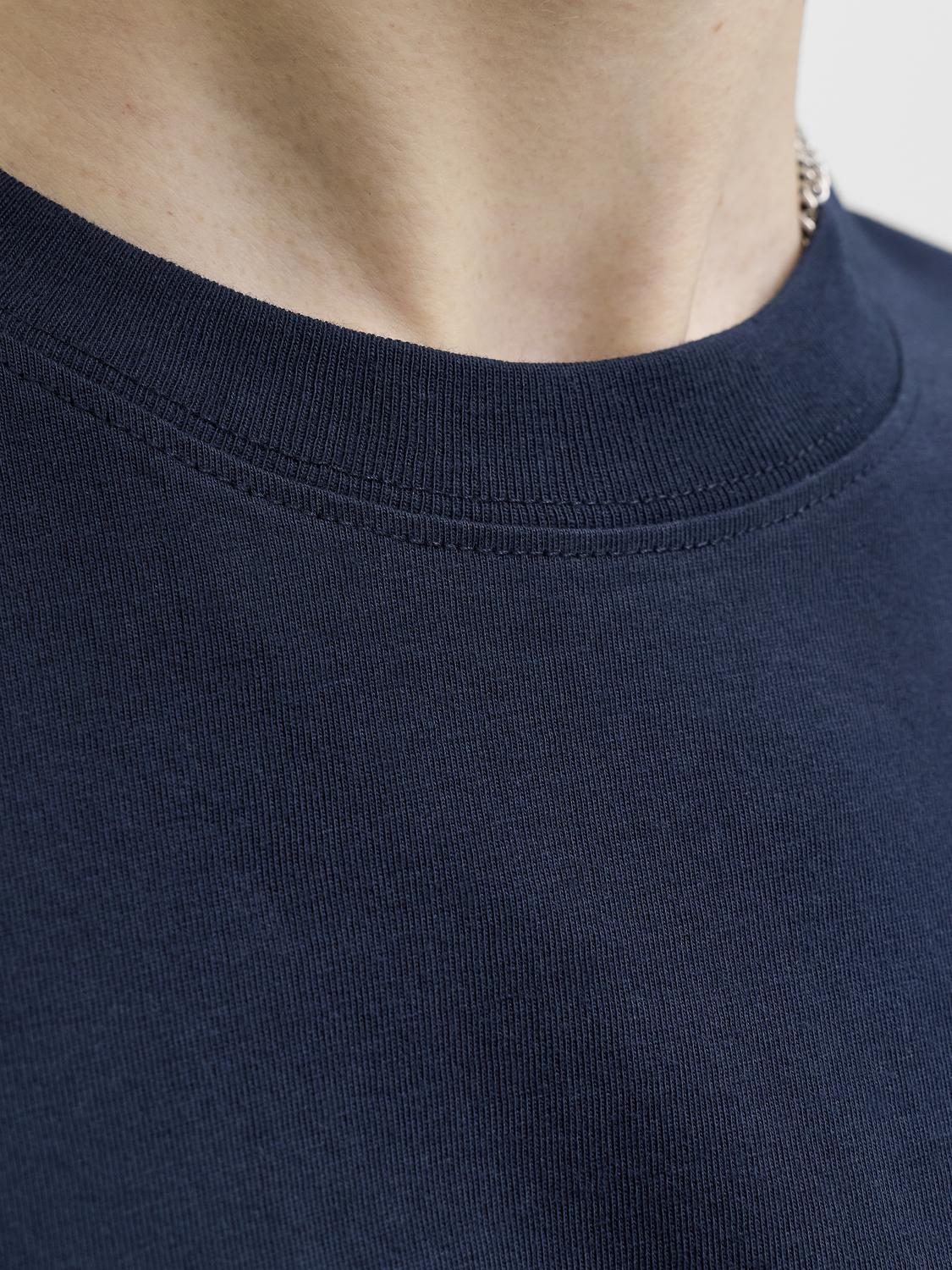 model_shot-detail