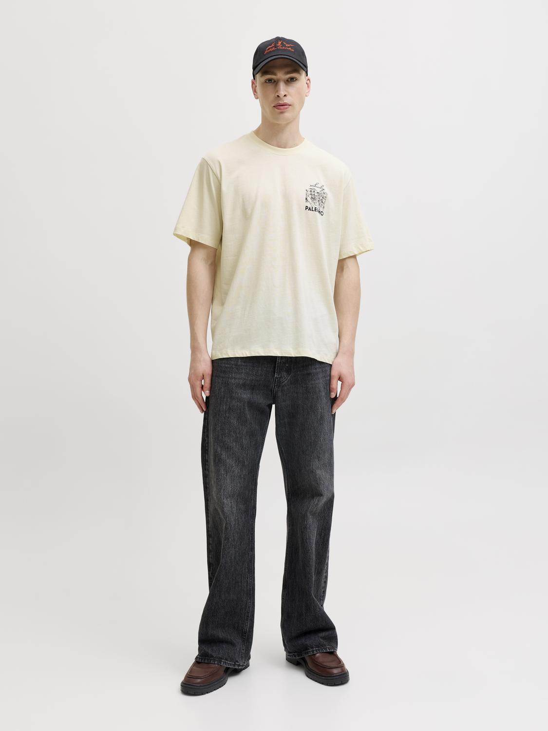 model_shot-front_full