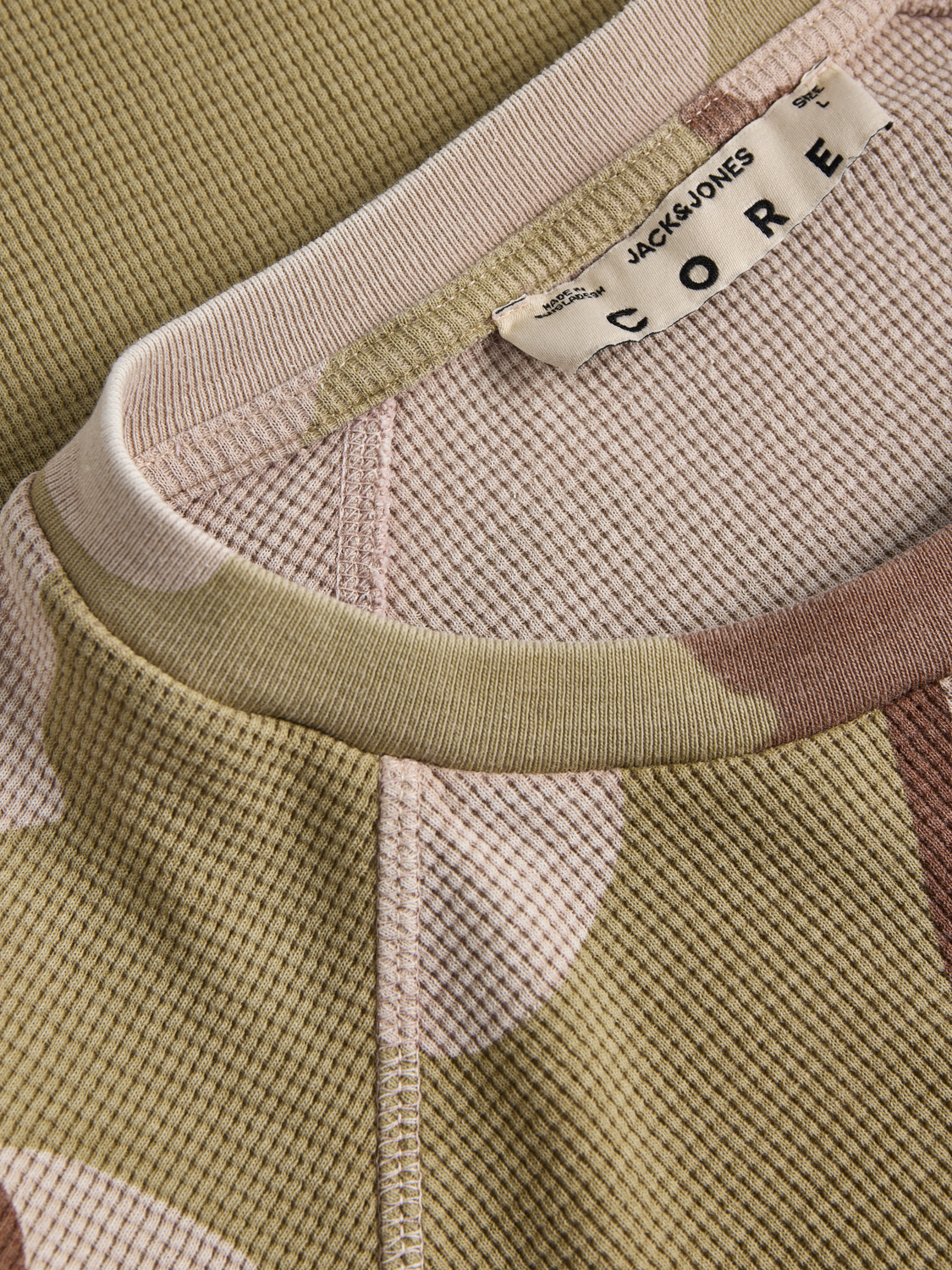 model_shot-detail