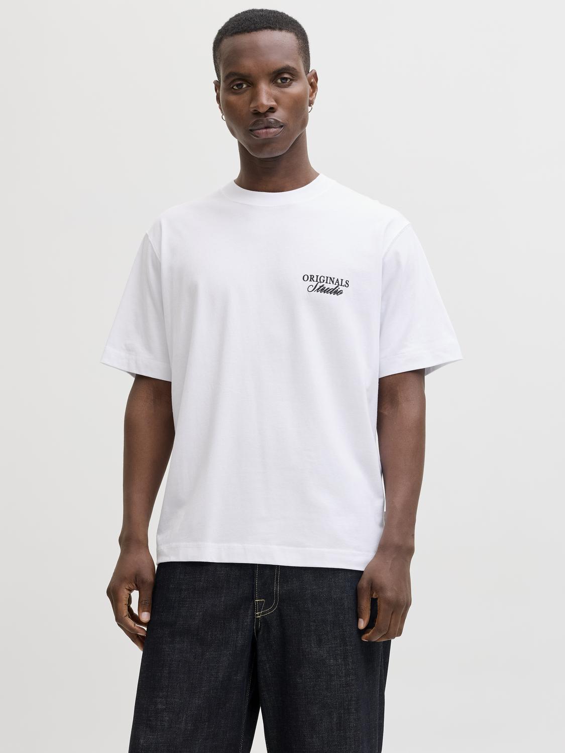 model_shot-front