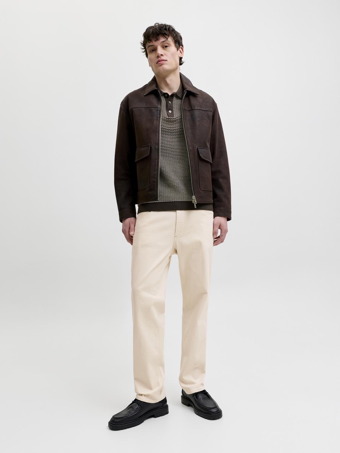 model_shot-front_full
